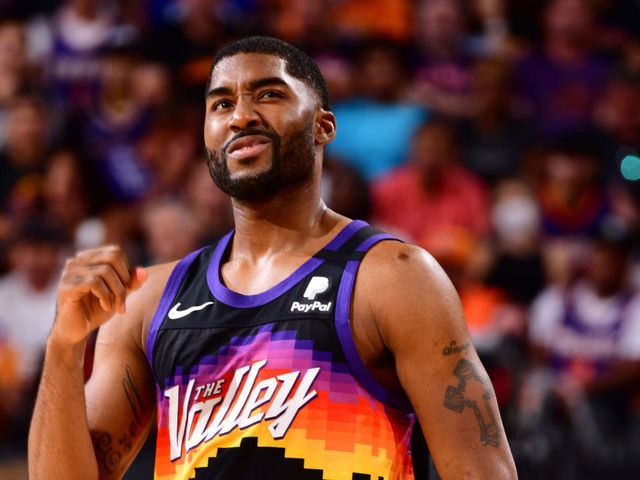 PHOENIX, AZ - JUNE 22: E'Twaun Moore #55 of the Phoenix Suns celebrates during the game against the LA Clippers during Game 2 of the Western Conference Finals of the 2021 NBA Playoffs on June 22, 2021 at Phoenix Suns Arena in Phoenix, Arizona. Mandatory Copyright Notice: Copyright 2021 NBAE