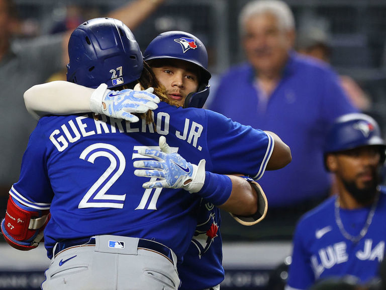 Montreal locker room 'felt like home' for Vladimir Guerrero Jr.