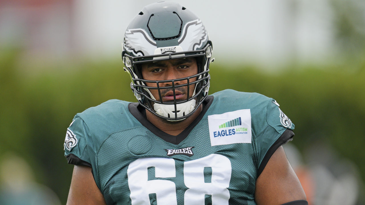 Eagles sign left tackle Jordan Mailata to a four-year, $64 million