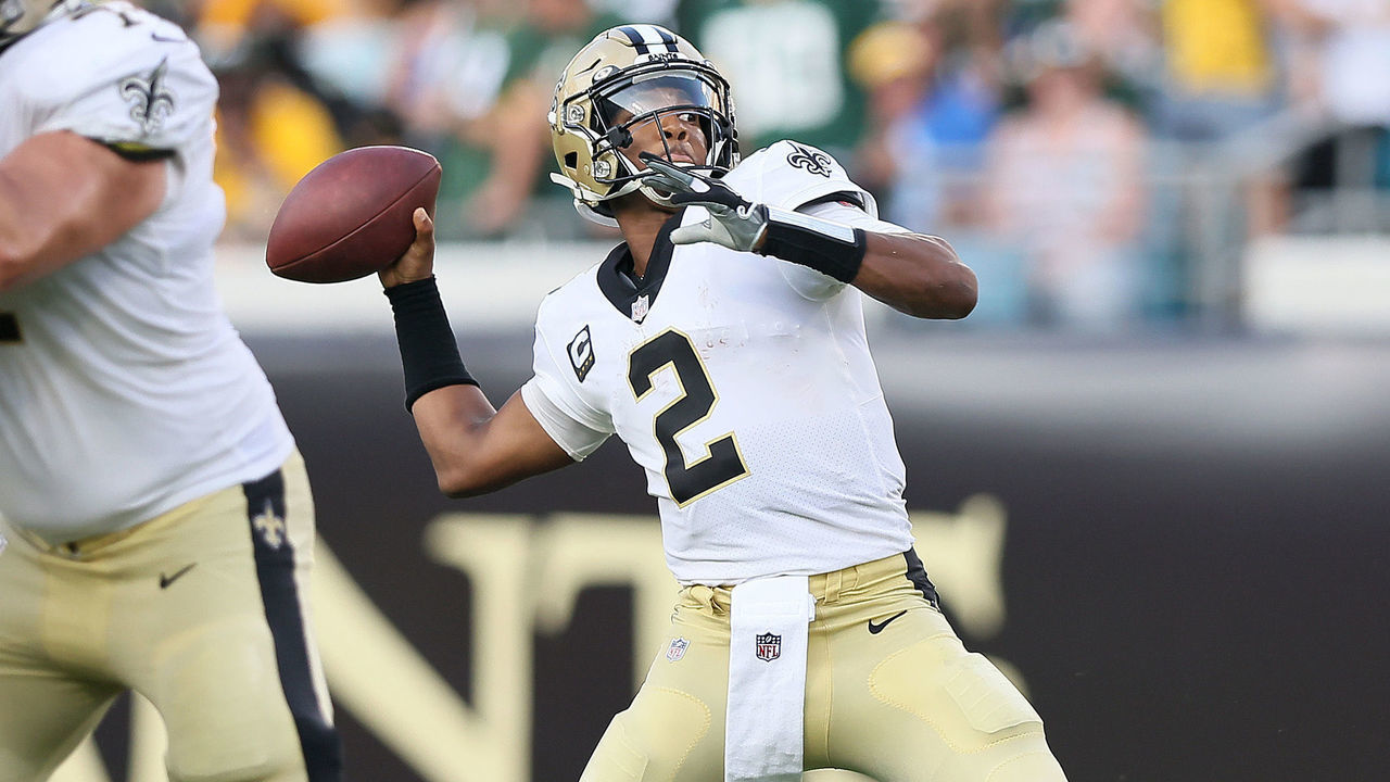 JACKSONVILLE, FLORIDA - SEPTEMBER 12: Jameis Winston #2 of the New Orleans Saints throws a pass against the Green Bay Packers during the second half at TIAA Bank Field on September 12, 2021 in Jacksonville, Florida.
