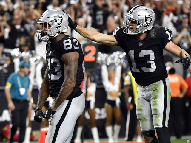 Darren Waller Touchdown Celebration Las Vegas Raiders