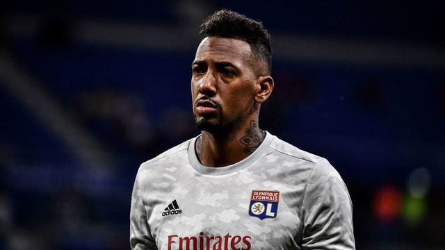 Lyon's German defender Jerome Boateng warms up before the French L1 football match between Olympique Lyonnais (OL) and RC Strasbourg Alsace at The Groupama Stadium in Decines-Charpieu, central-eastern France on September 12, 2021.