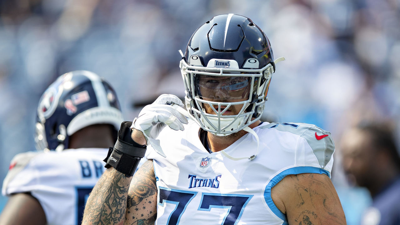 Titans left tackle Taylor Lewan confirms he tore his ACL