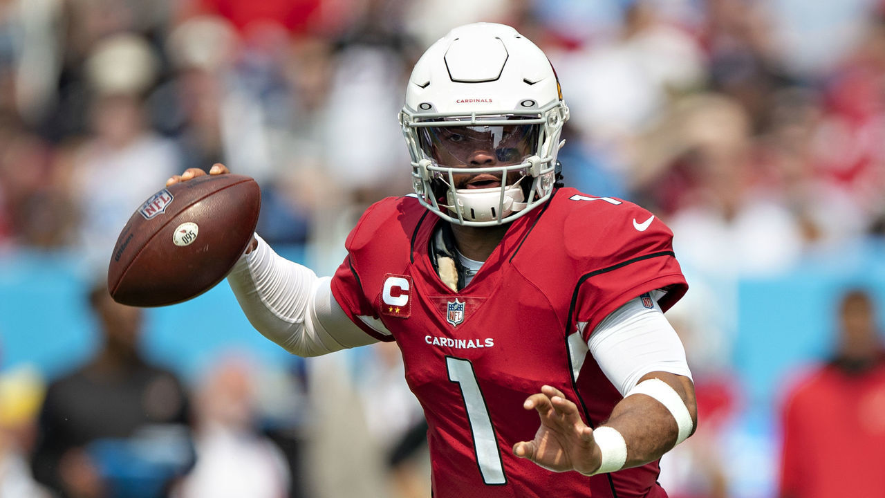 NASHVILLE, TENNESSEE - SEPTEMBER 12: Kyler Murray #1 of the Arizona Cardinals throws a pass during the game agains the Tennessee Titans at Nissan Stadium on September 12, 2021 in Nashville, Tennessee. The Cardinals defeated the Titans 38-13.