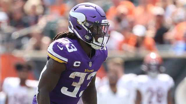 CINCINNATI, OHIO - SEPTEMBER 12: Dalvin Cook #33 of the Minnesota Vikings against the Cincinnati Bengals at Paul Brown Stadium on September 12, 2021 in Cincinnati, Ohio.