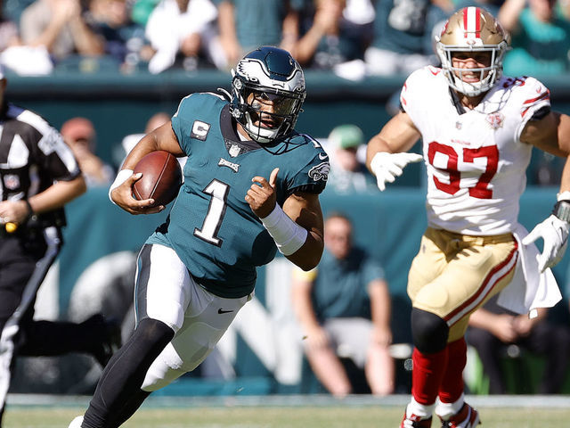 San Francisco 49ers 17-11 Philadelphia Eagles: Jimmy Garoppolo throws and  runs for touchdowns to hold off Jalen Hurts, NFL News