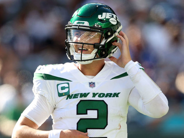 EAST RUTHERFORD, NEW JERSEY - SEPTEMBER 19: Quarterback Zach Wilson #2 of the New York Jets looks on during the fourth quarter against the New England Patriots at MetLife Stadium on September 19, 2021 in East Rutherford, New Jersey.