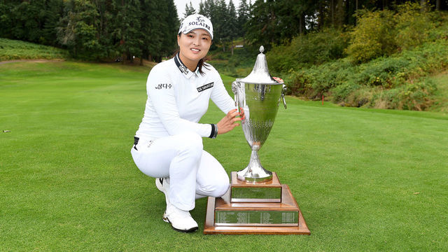 PORTLAND, OREGON - SEPTEMBER 19: Jin Young Ko of the Republic of Korea poses with the trophy after winning the Cambia Portland Classic at the Oregon Golf Club on September 19, 2021 in Portland, Oregon.