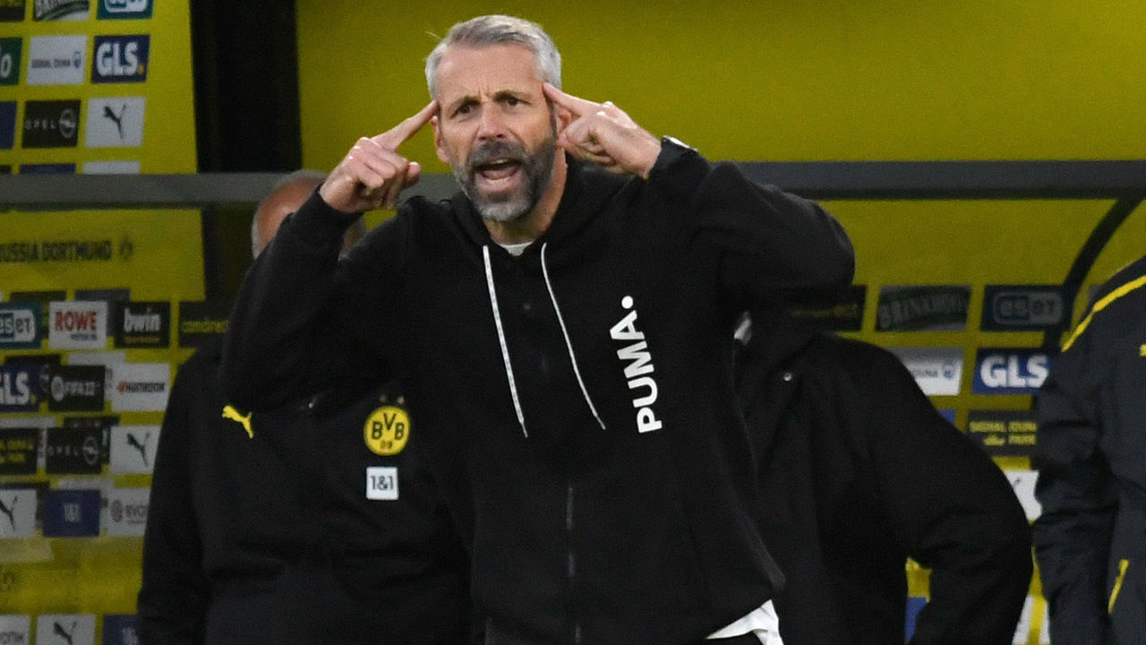 19 September 2021, North Rhine-Westphalia, Dortmund: Football: Bundesliga, Borussia Dortmund - 1. FC Union Berlin, Matchday 5 at Signal Iduna Park. Dortmund's coach Marco Rose. IMPORTANT NOTE: In accordance with the regulations of the DFL Deutsche Fußball Liga and the DFB Deutscher Fußball-Bund, it is prohibited to use or have used photographs taken in the stadium and/or of the match in the form of sequence pictures and/or video-like photo series. Photo: Bernd Thissen/dpa