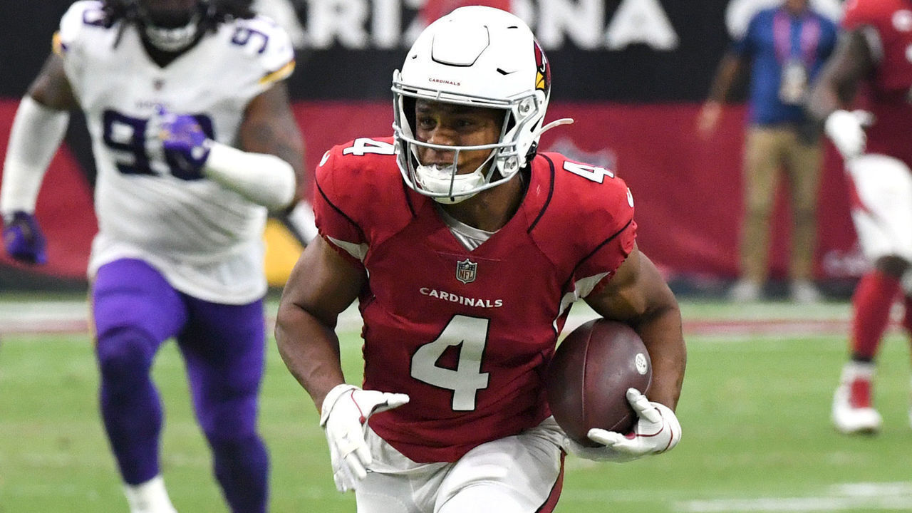 GLENDALE, ARIZONA - SEPTEMBER 19: Rondale Moore #4 of the Arizona Cardinals runs with the after the catch for a touchdown against the Minnesota Vikings in the second quarter of the game at State Farm Stadium on September 19, 2021 in Glendale, Arizona.