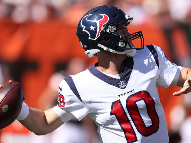 Houston Texans put Tyrod Taylor on IR; Davis Mills to start at quarterback  