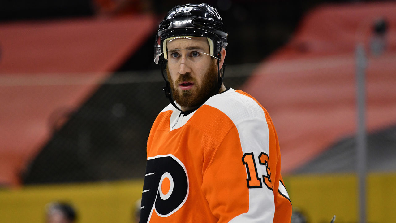 PHILADELPHIA, PA - MAY 04: Philadelphia Flyers Center Kevin Hayes (13) looks on in the first period during the game between the Pittsburgh Penguins and Philadelphia Flyers on May 04, 2021 at Wells Fargo Center in Philadelphia, PA.