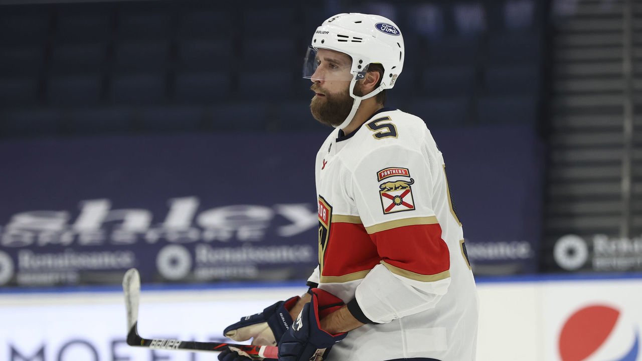 TAMPA, FL - FEBRUARY 15: Florida Panthers defenseman Aaron Ekblad (5) during the NHL game between the Florida Panthers and Tampa Bay Lightning on February 15, 2021 at Amalie Arena in Tampa, FL.
