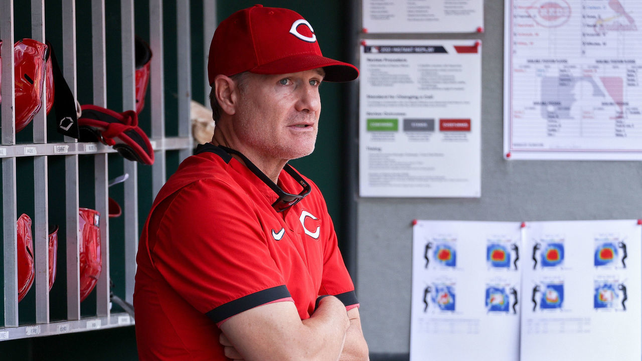 CINCINNATI, OHIO - SEPTEMBER 01: Manager David Bell of the Cincinnati Reds looks on from the dugout before game one of a doubleheader against the St. Louis Cardinals at Great American Ball Park on September 01, 2021 in Cincinnati, Ohio.