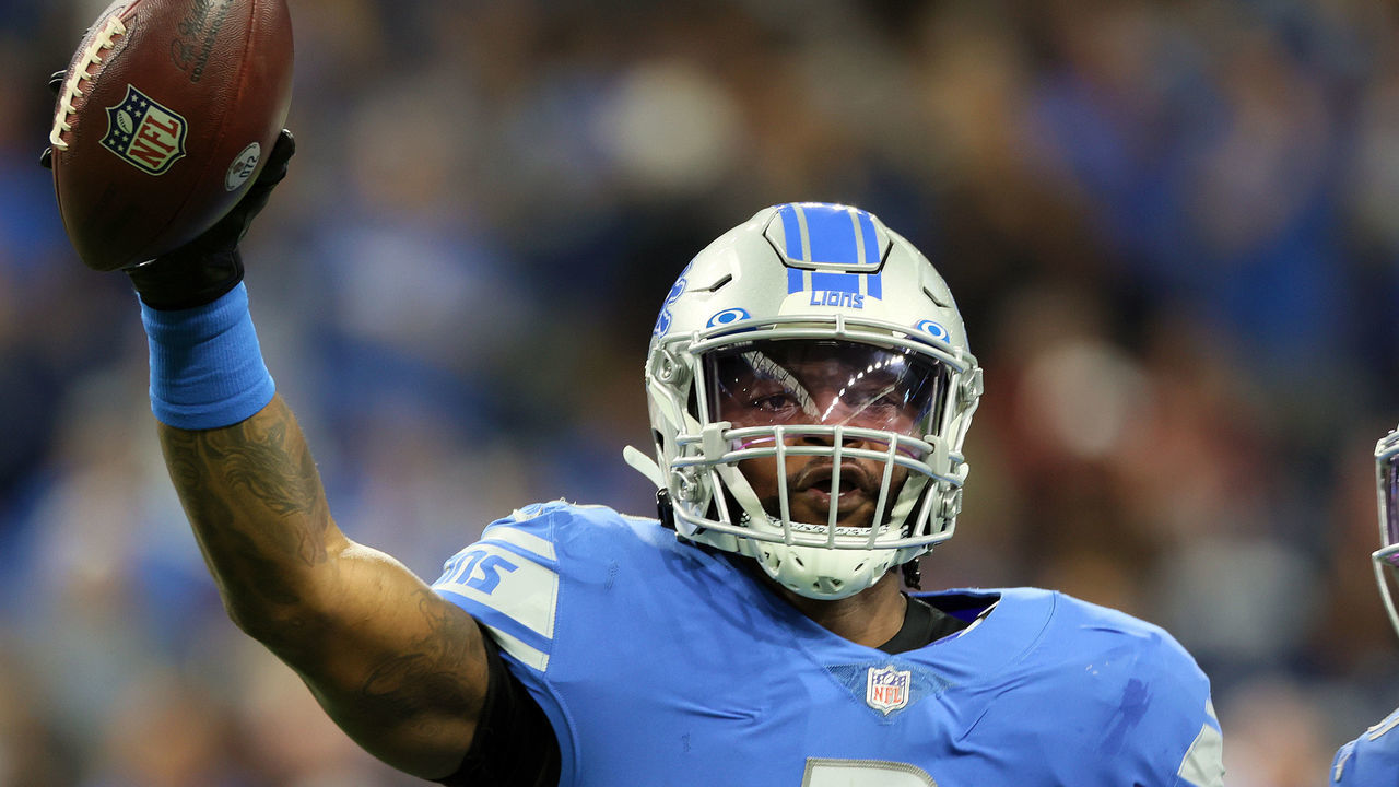 Detroit Lions outside linebacker Jamie Collins (8) celebrates after carrying the ball for yardage during an NFL football game between the Detroit Lions and the San Francisco 49ers in Detroit, Michigan USA, on Sunday, September 12, 2021.