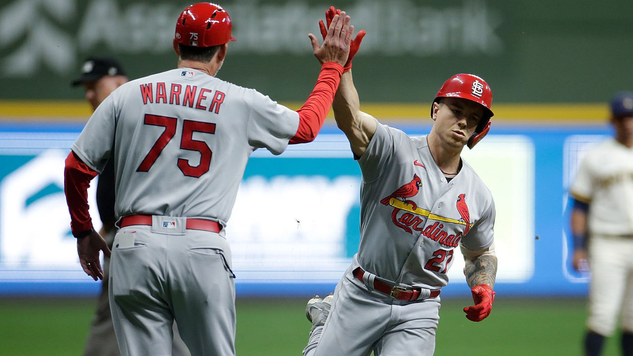 Cardinals rout Brewers for 11th straight win