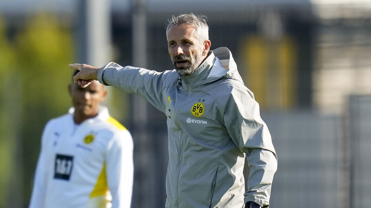 DORTMUND, GERMANY - SEPTEMBER 22: (BILD ZEITUNG OUT) head coach Marco Rose of Borussia Dortmund gestures during the Training Session of Borussia Dortmund on September 22, 2021 in Dortmund, Germany.