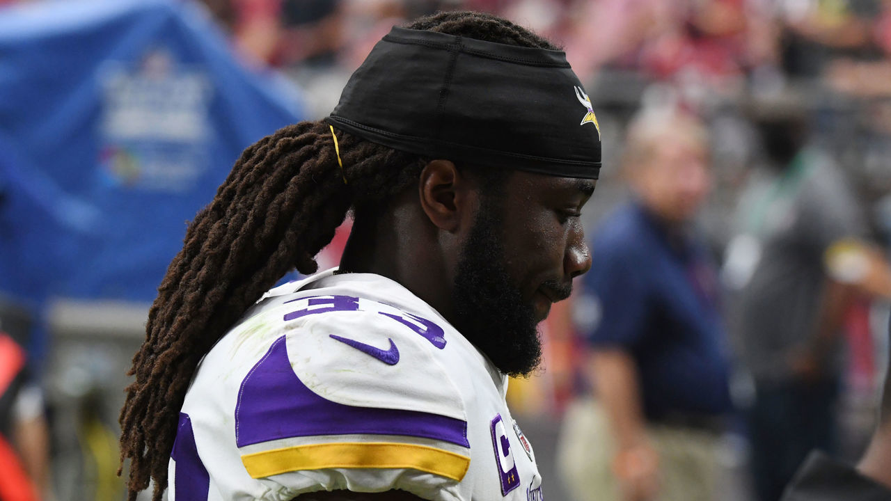 GLENDALE, ARIZONA - SEPTEMBER 19: Dalvin Cook #33 of the Minnesota Vikings walks to the locker room at half time against the Arizona Cardinals at State Farm Stadium on September 19, 2021 in Glendale, Arizona.