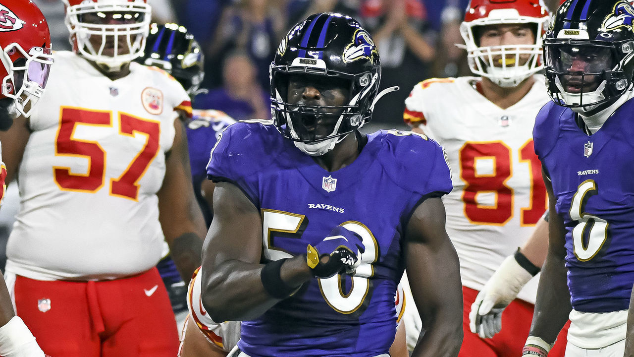 BALTIMORE, MD - SEPTEMBER 19: Baltimore Ravens linebacker Justin Houston (50) reacts after a tackle during the Kansas City Chiefs game versus the Baltimore Ravens on September 19, 2021 at M&T Bank Stadium in Baltimore, MD.