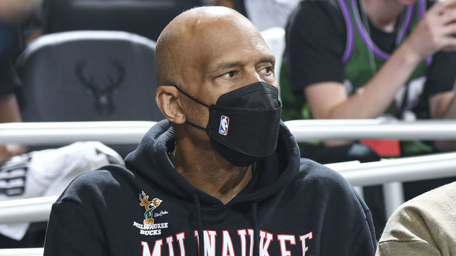 MILWAUKEE, WI - JULY 14: NBA Legends, Kareem Abdul-Jabbar and Oscar Robertson attend a game between the Phoenix Suns and Milwaukee Bucks during Game Four of the 2021 NBA Finals on July 14, 2021 at the Fiserv Forum Center in Milwaukee, Wisconsin. Mandatory Copyright Notice: Copyright 2021 NBAE .
