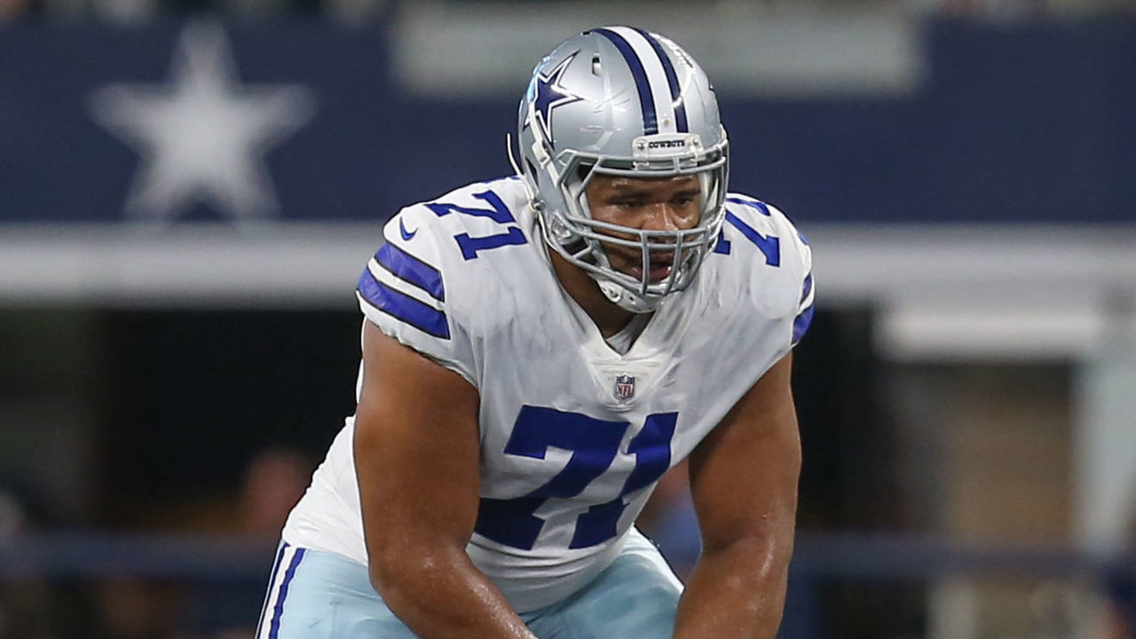 ARLINGTON, TX - AUGUST 21: Dallas Cowboys offensive tackle La'el Collins (71) lines up during the game between the Dallas Cowboys and the Houston Texans on August 21, 2021 at AT&T Stadium in Arlington, TX.