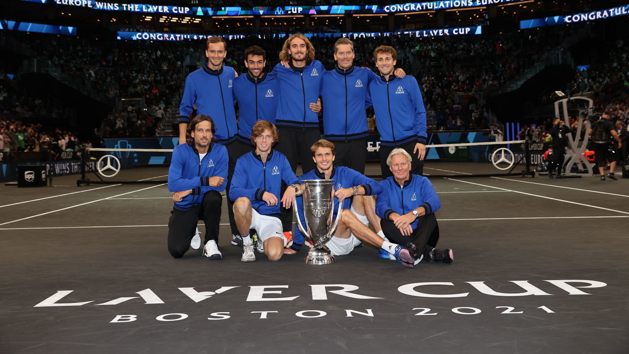 BOSTON, MASSACHUSETTS - SEPTEMBER 26: Team Europe poses with the Laver Cup trophy after defeating Team World 14-1 during Day 3 of the 2021 Laver Cup at TD Garden on September 26, 2021 in Boston, Massachusetts.
