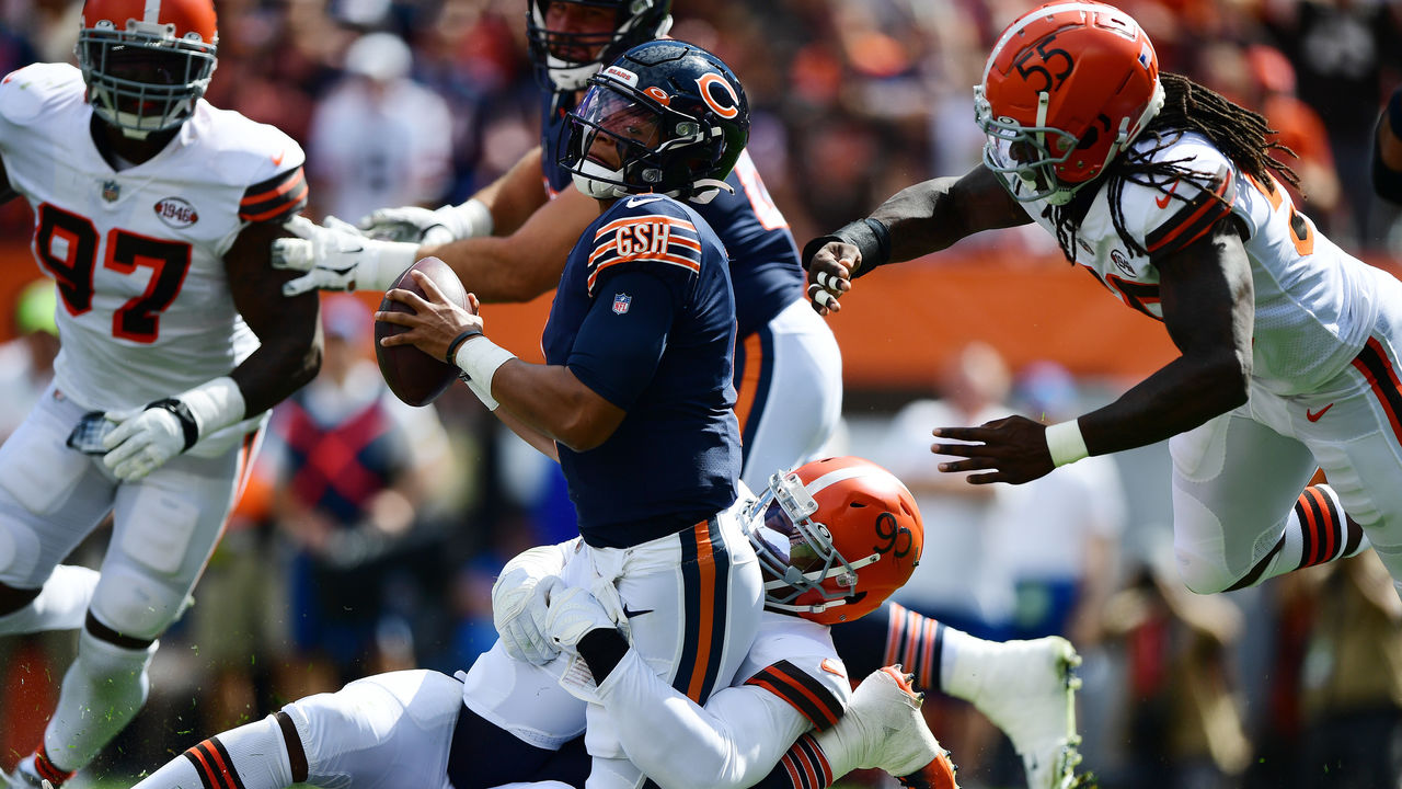 Garrett, Browns Rough Up Rookie QB Fields, Slam Bears 26-6, Chicago News