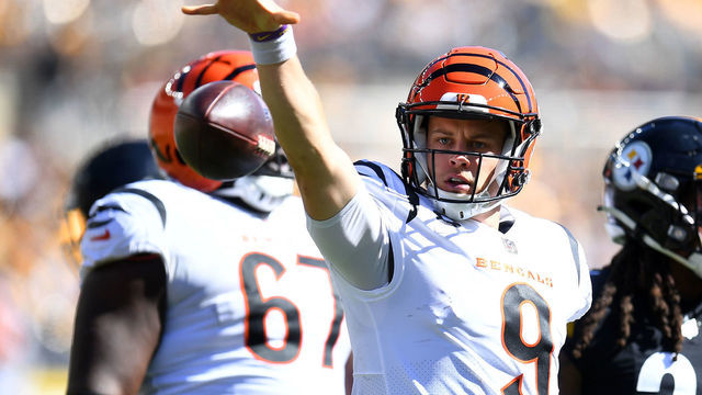 PITTSBURGH, PENNSYLVANIA - SEPTEMBER 26: Joe Burrow #9 of the Cincinnati Bengals reacts after a first down during the third quarter in the game against the Pittsburgh Steelers at Heinz Field on September 26, 2021 in Pittsburgh, Pennsylvania.