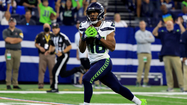 INDIANAPOLIS, INDIANA - SEPTEMBER 12: Tyler Lockett #16 of the Seattle Seahawks catches a pass in the game against the Indianapolis Colts at Lucas Oil Stadium on September 12, 2021 in Indianapolis, Indiana.