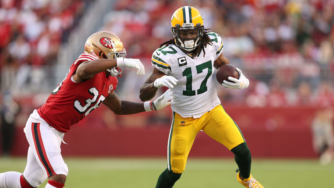 SANTA CLARA, CALIFORNIA - SEPTEMBER 26: Davante Adams #17 of the Green Bay Packers runs after catching a pass during the first half against the San Francisco 49ers in the game at Levi's Stadium on September 26, 2021 in Santa Clara, California.