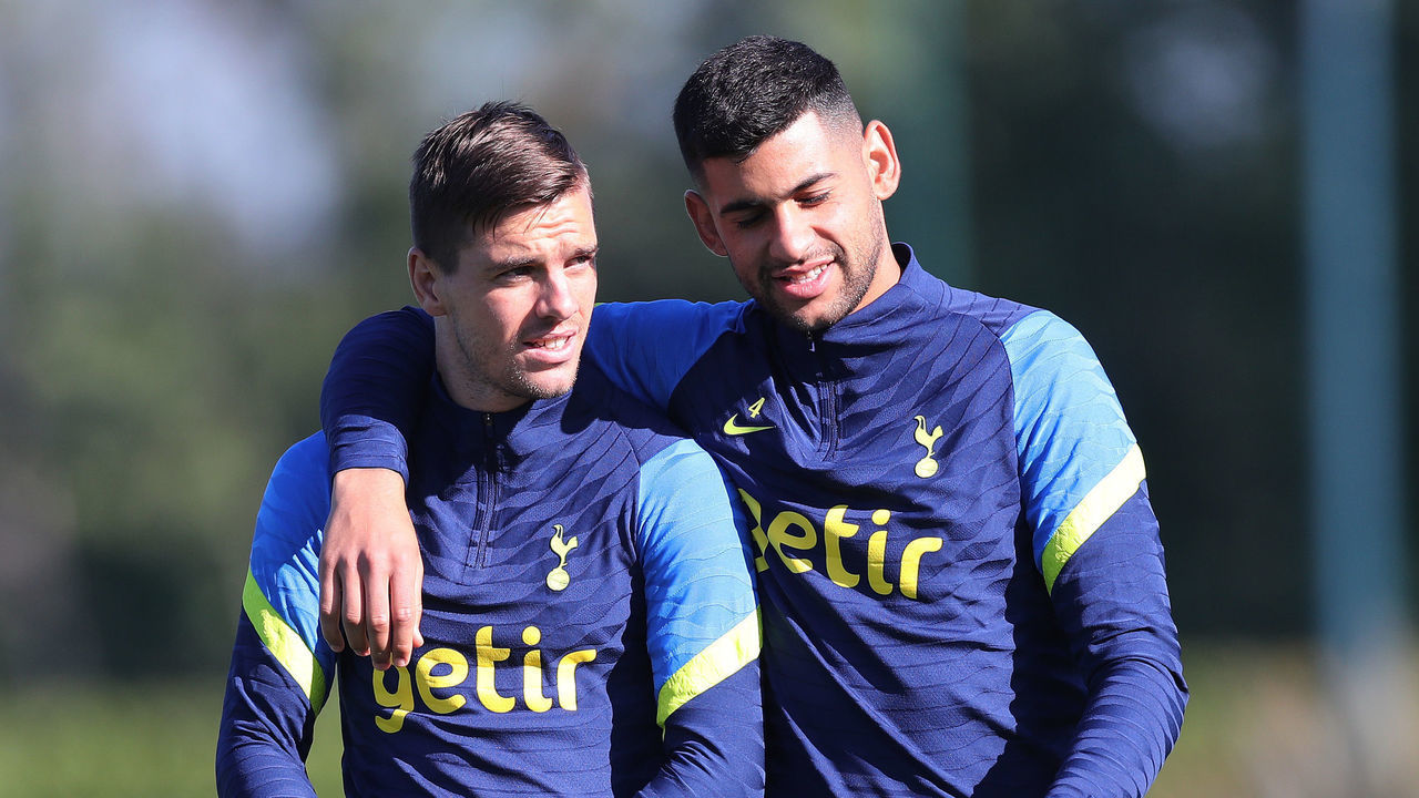 ENFIELD, ENGLAND - SEPTEMBER 24: Giovani Lo Celso and Cristian Romero of Tottenham Hotspur during the Tottenham Hotspur training session at Tottenham Hotspur Training Centre on September 24, 2021 in Enfield, England.