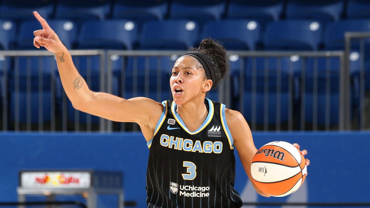 CHICAGO, IL - SEPTEMBER 23: Candace Parker #3 of the Chicago Sky dribbles the ball during the game against the Dallas Wings during the 2021 WNBA Playoffs on September 23, 2021 at Wintrust Arena in Chicago, Illinois. Mandatory Copyright Notice: Copyright 2021 NBAE