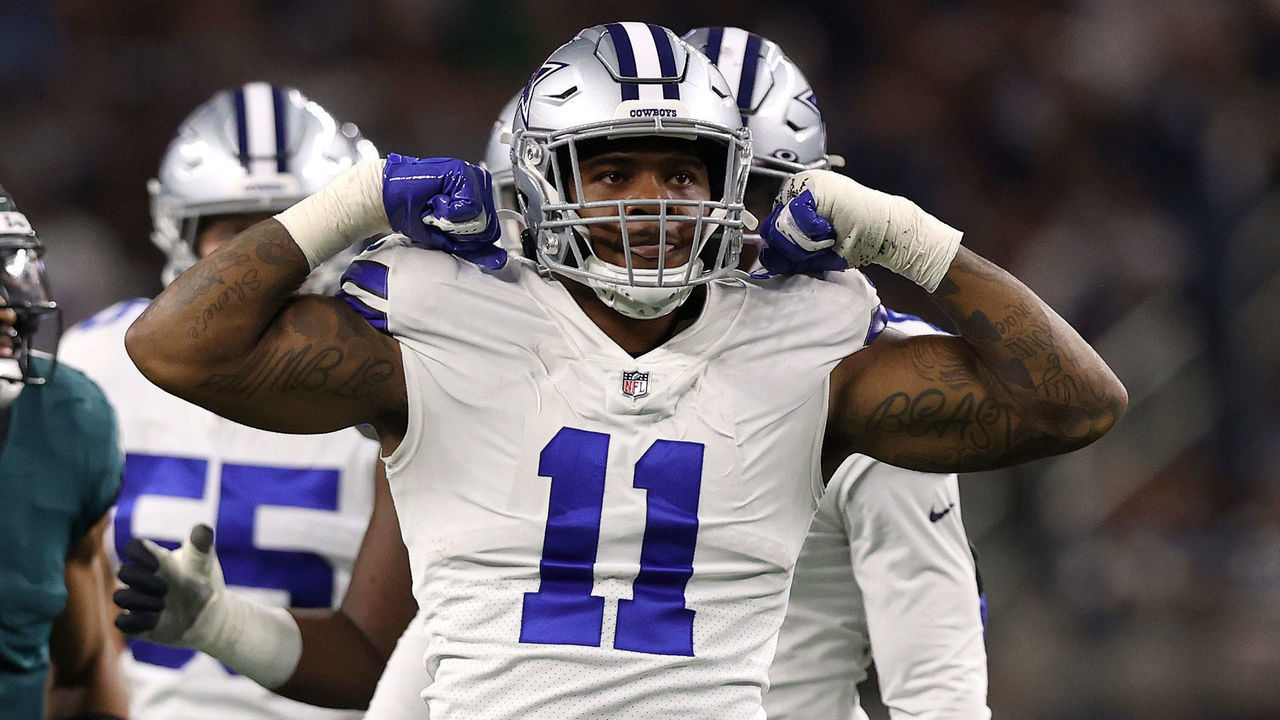 ARLINGTON, TEXAS - SEPTEMBER 27: Micah Parsons #11 of the Dallas Cowboys celebrates a sack of Jalen Hurts #1 of the Philadelphia Eagles at AT&T Stadium on September 27, 2021 in Arlington, Texas.