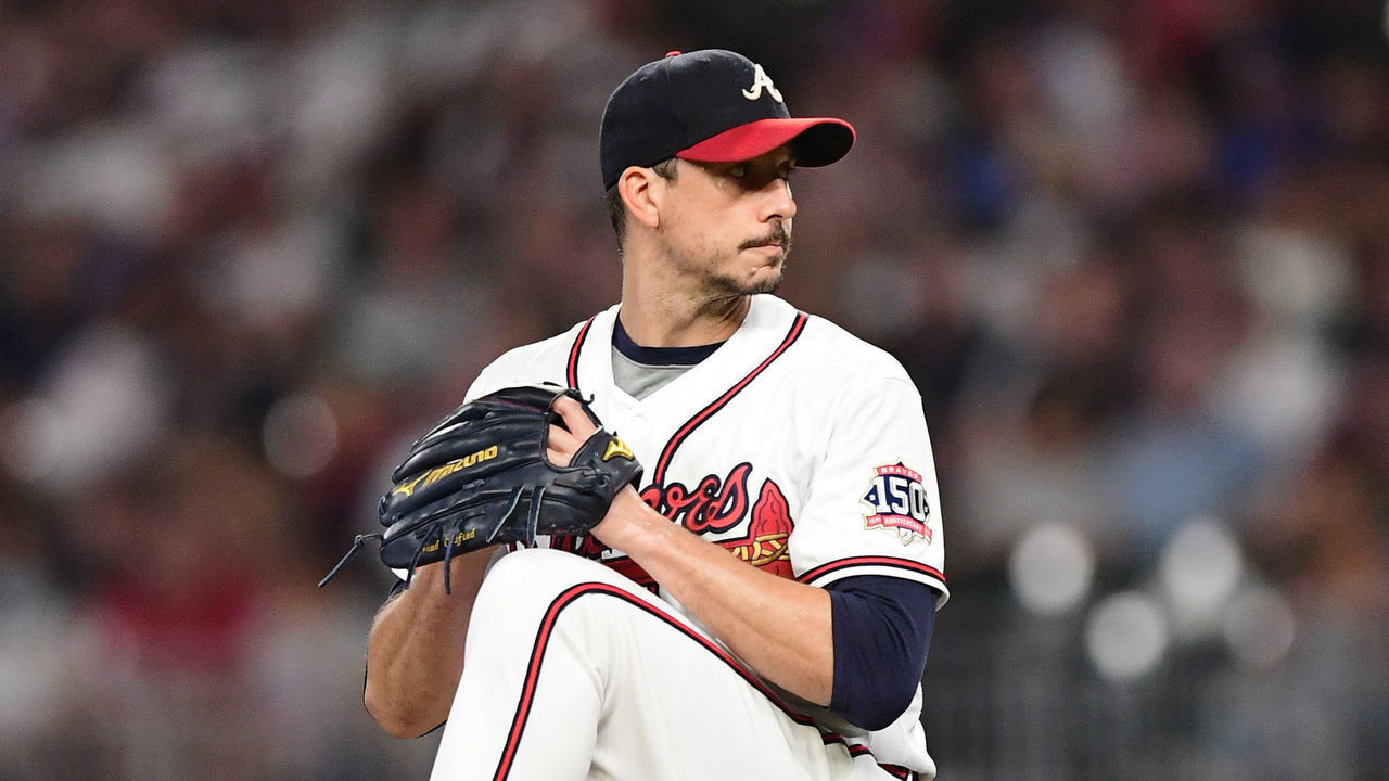 ATLANTA, GA - SEPTEMBER 28: Charlie Morton #50 of the Atlanta Braves pitches during the sixth inning against the Philadelphia Phillies at Truist Park on September 28, 2021 in Atlanta, Georgia.
