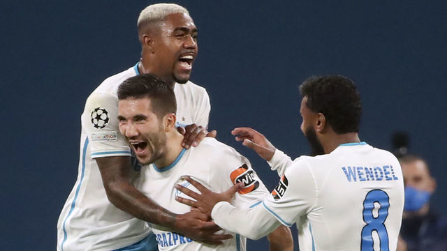 ST PETERSBURG, RUSSIA SEPTEMBER 29, 2021: Zenit St Petersburg's Malcom, Alexei Sutormin and Wendel (L-R) celebrate victory in a UEFA Champions League Group H football match between Zenit St Petersburg and Malmo FF at Gazprom Arena. Zenit St Petersburg won 4-0. Alexander Demianchuk/TASS