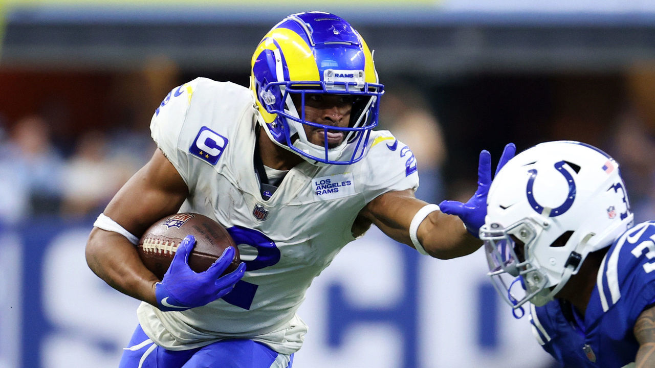 INDIANAPOLIS, INDIANA - SEPTEMBER 19: Wide receiver Robert Woods #2 of the Los Angeles Rams runs with the ball against safety Julian Blackmon #32 of the Indianapolis Colts during the game at Lucas Oil Stadium on September 19, 2021 in Indianapolis, Indiana.