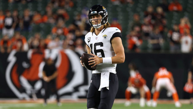 CINCINNATI, OHIO - SEPTEMBER 30: Trevor Lawrence #16 of the Jacksonville Jaguars warms up against the Cincinnati Bengals before an NFL football game at Paul Brown Stadium on September 30, 2021 in Cincinnati, Ohio.