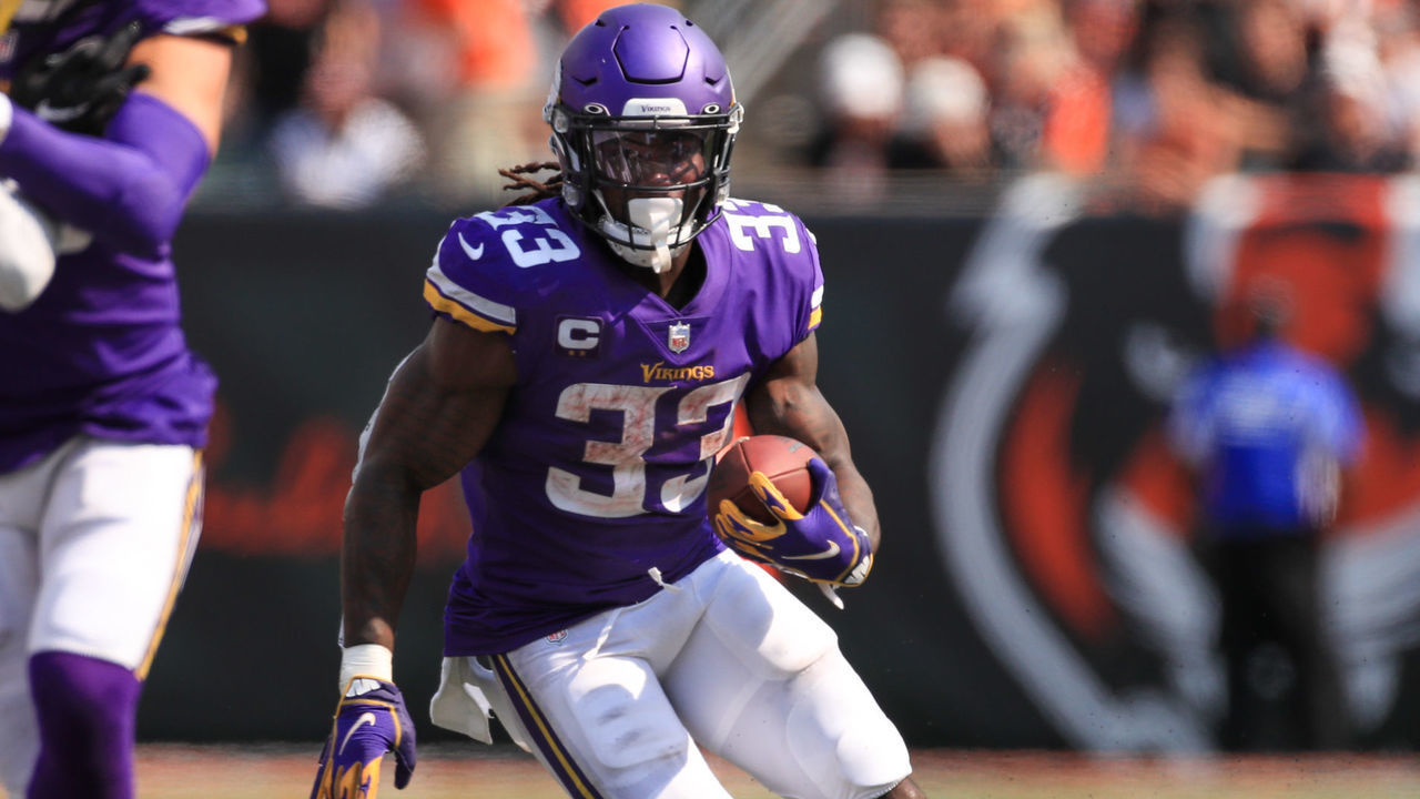 CINCINNATI, OH - SEPTEMBER 12: Minnesota Vikings running back Dalvin Cook (33) carries the ball during the game against the Minnesota Vikings and the Cincinnati Bengals on September 12, 2021, at Paul Brown Stadium in Cincinnati, OH.