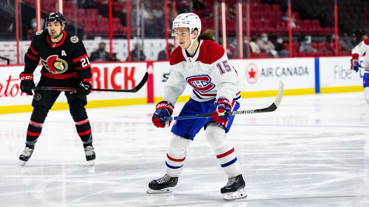 OTTAWA, ON - OCTOBER 01: Montreal Canadiens Defenceman Sami Niku (15) in the defensive zone during first period National Hockey League preseason action between the Montreal Canadiens and Ottawa Senators on October 1, 2021, at Canadian Tire Centre in Ottawa, ON, Canada.