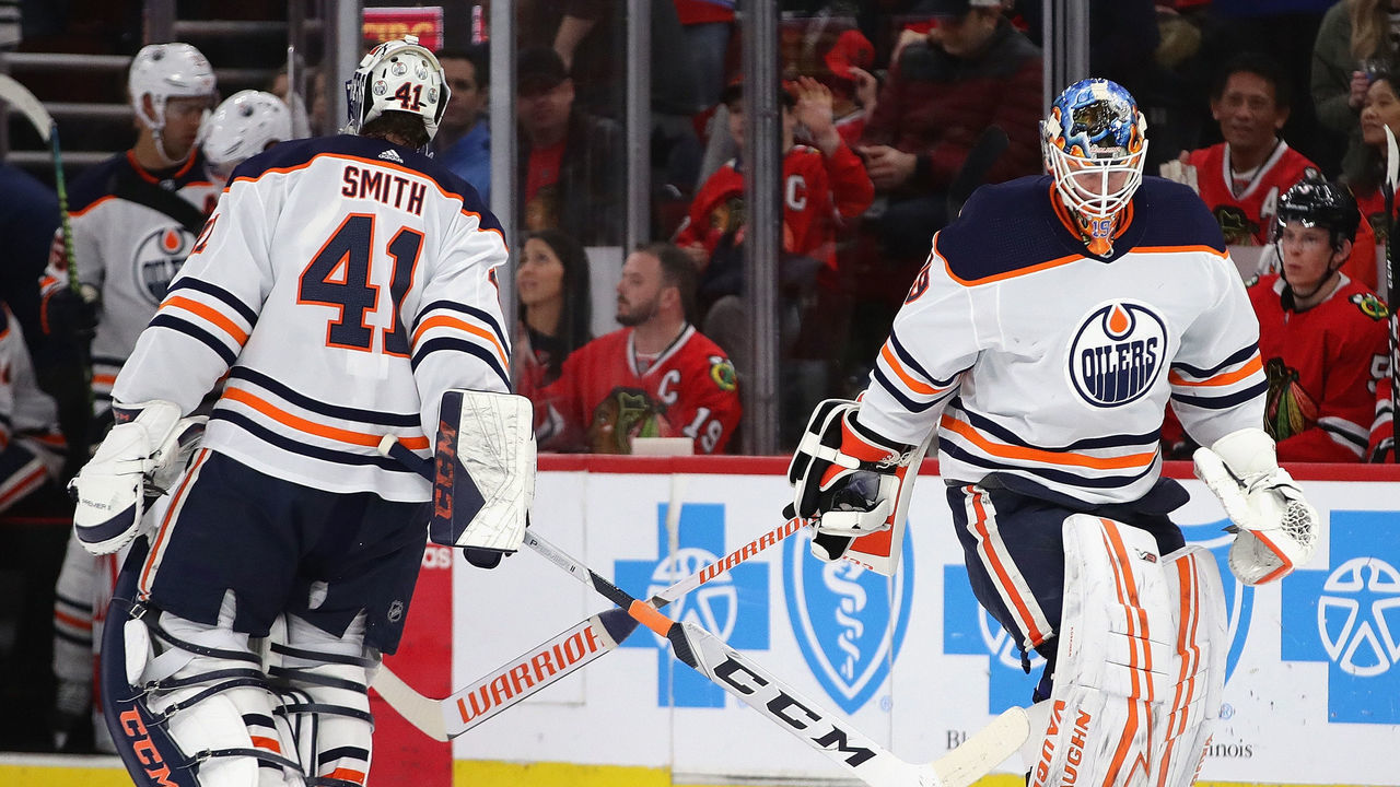 CHICAGO, ILLINOIS - MARCH 05: Mikko Koskinen #19 of the Edmonton Oilers replaces Mike Smith #41 in the second period against the Chicago Blackhawks at the United Center on March 05, 2020 in Chicago, Illinois.