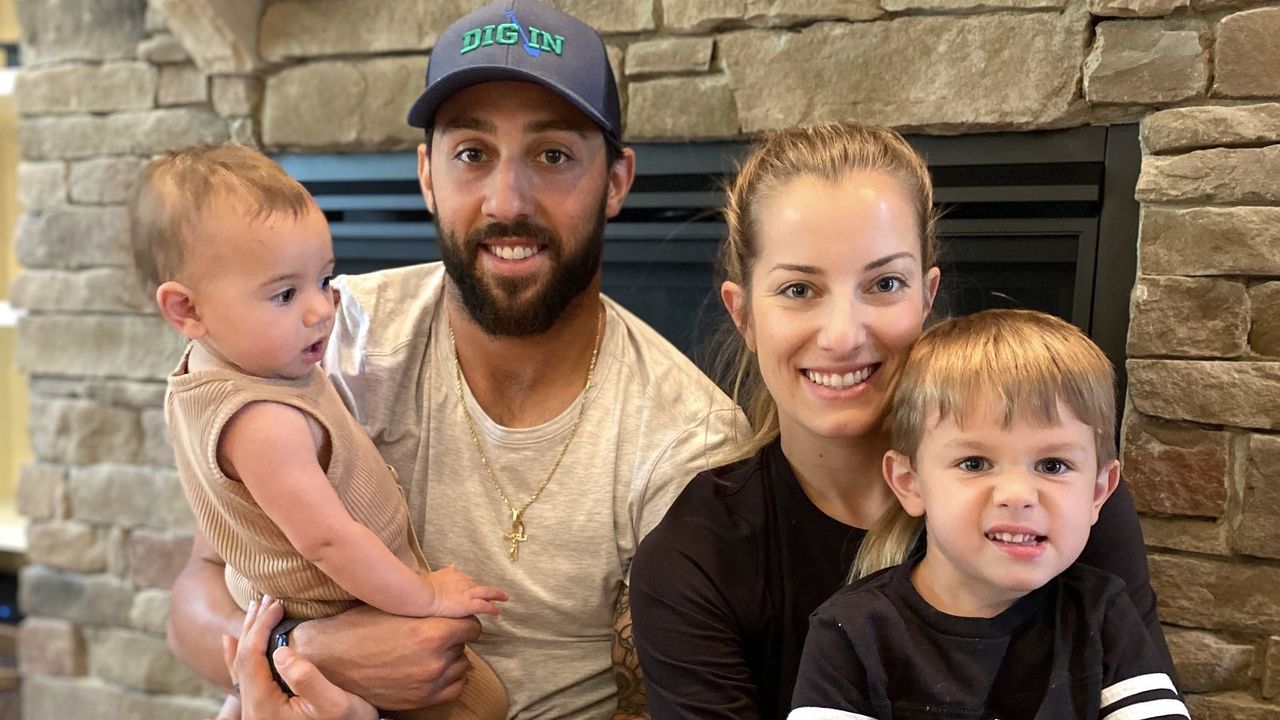cropped_Tro-fam2.jpg?ts=1633372163