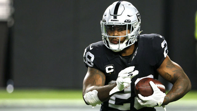 LAS VEGAS, NEVADA - SEPTEMBER 13: Running back Josh Jacobs #28 of the Las Vegas Raiders runs against the Baltimore Ravens during their game at Allegiant Stadium on September 13, 2021 in Las Vegas, Nevada. The Raiders defeated the Ravens 33-27 in overtime.