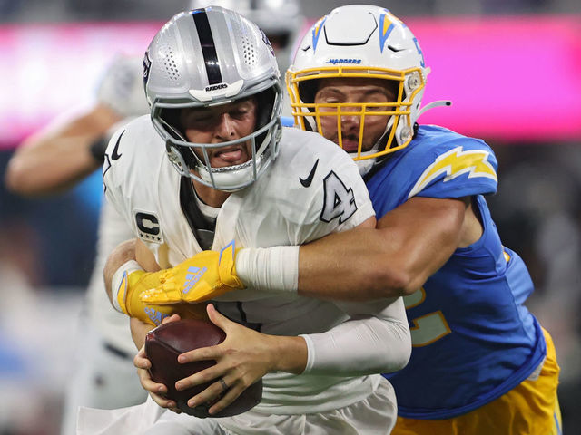 Las Vegas Raiders fall 28-14 to the Los Angeles Chargers - Sports