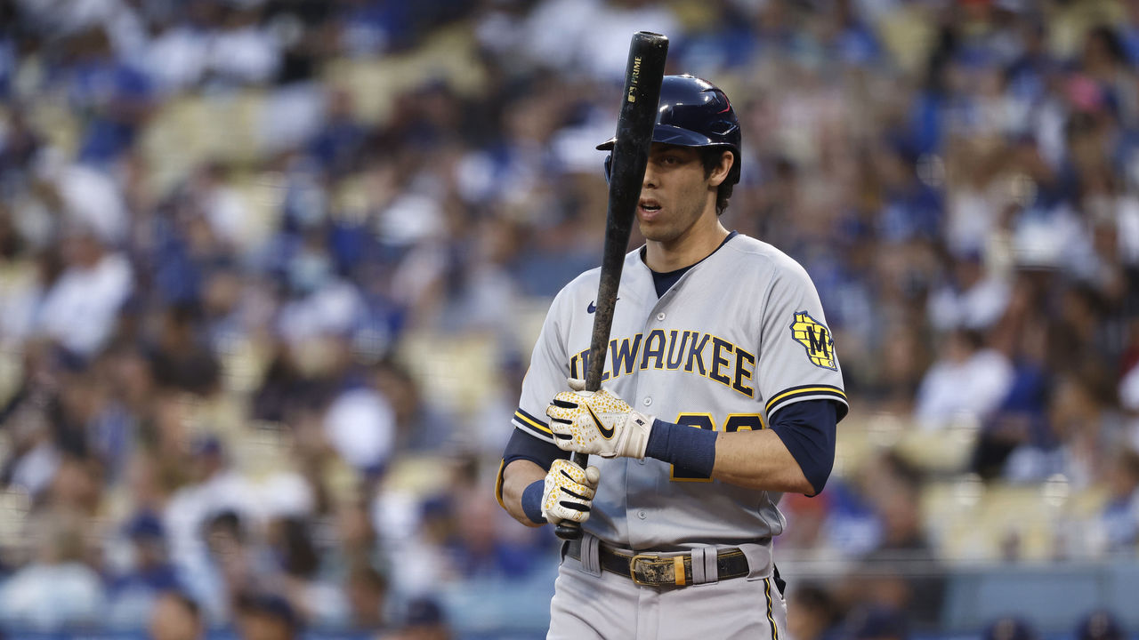 Brewers' Yelich hopes to shake shaky 2021 in postseason