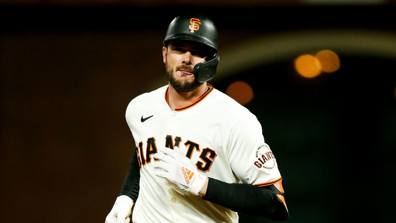 SAN FRANCISCO, CA - OCTOBER 08: Kris Bryant #23 of the San Francisco Giants runs the bases after hitting a solo home run in the seventh inning during Game 1 of the NLDS between the Los Angeles Dodgers and the San Francisco Giants at Oracle Park on Friday, October 8, 2021 in San Francisco, California.