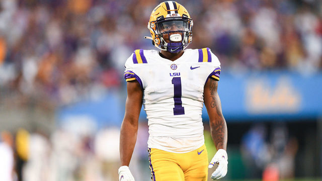 PASADENA, CA - SEPTEMBER 04: LSU Tigers wide receiver Kayshon Boutte (1) looks on during a college football game between the LSU Tigers and the UCLA Bruins played on September 4, 2021 at the Rose Bowl in Pasadena, CA.