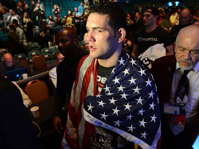 VIDEO: Weidman, Iaquinta star in jewelry store commercial