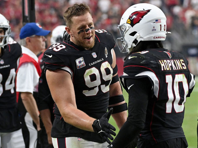 James Conner of the Arizona Cardinals celebrates with Isaiah Simmons  News Photo - Getty Images