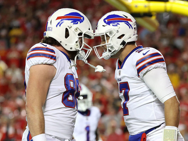 KANSAS CITY, MISSOURI - OCTOBER 10: Dawson Knox #88 of the Buffalo Bills congrautlates Josh Allen #17 of the Buffalo Bills after a touchdown during the first half of a game against the Kansas City Chiefs at Arrowhead Stadium on October 10, 2021 in Kansas City, Missouri.