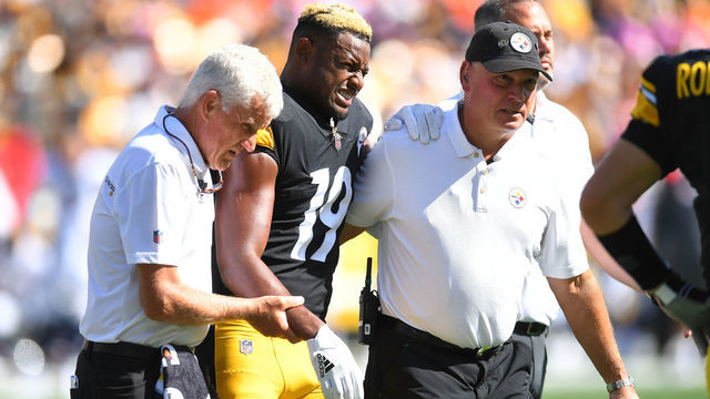 PITTSBURGH, PENNSYLVANIA - OCTOBER 10: JuJu Smith-Schuster #19 of the Pittsburgh Steelers reacts after being injured against the Denver Broncos during the second quarter at Heinz Field on October 10, 2021 in Pittsburgh, Pennsylvania.